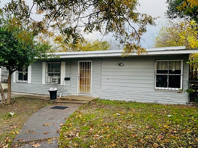 1st image of 515 Overhill Dr