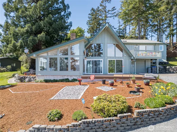 382 Discovery Way, Sequim, WA 98382