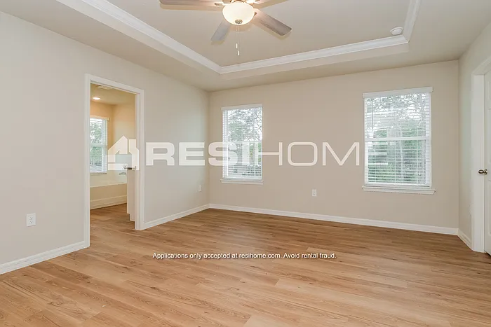 1702 Diane St — Photo 8