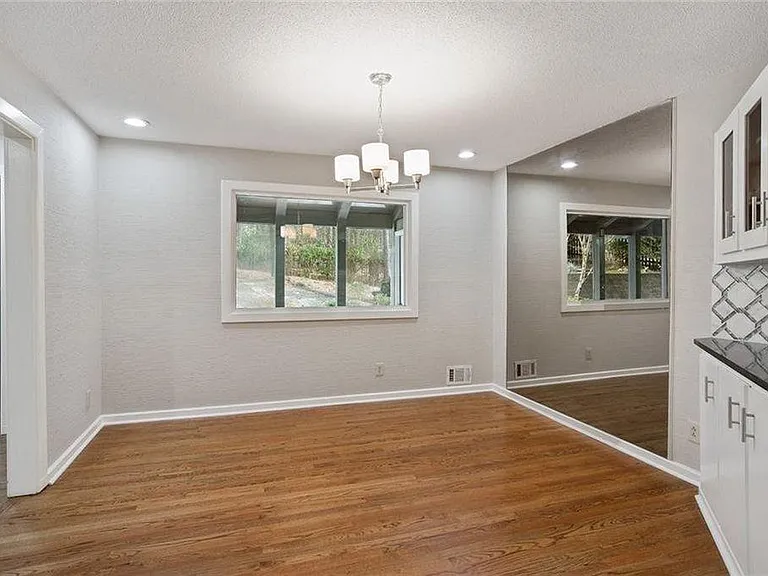 4200 Gunnin Rd — Photo 45