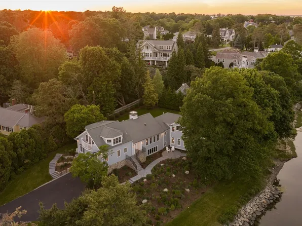 20 Nichols Rd, Cohasset, MA 02025