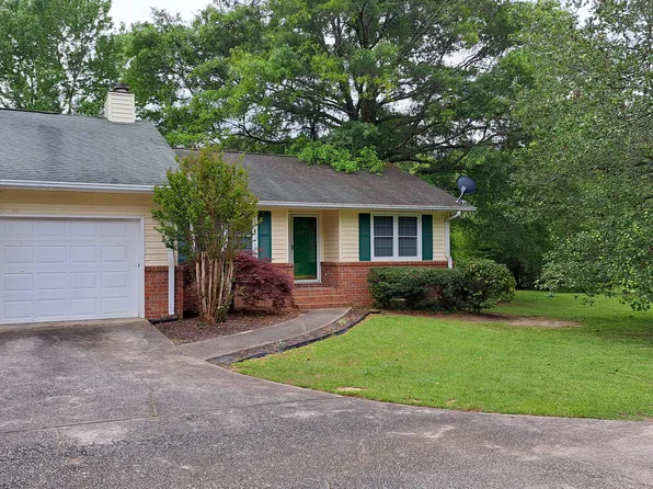 136 Cannon Rd, Sharpsburg, GA 30277