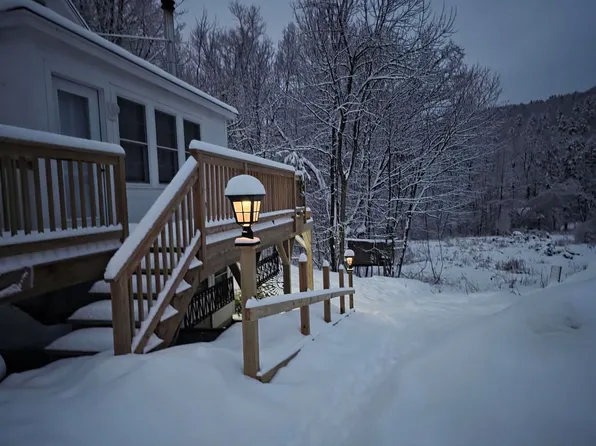 529 Valley Rd, Walpole, NH 03608