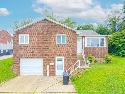 526 3rd St, North Versailles, PA, 15137