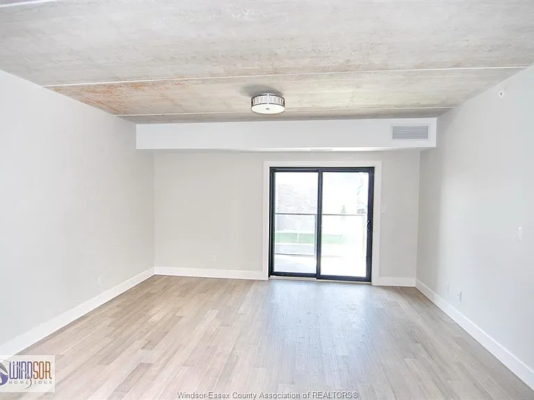 2550 Sandwich West Pkwy #318 — Photo 9