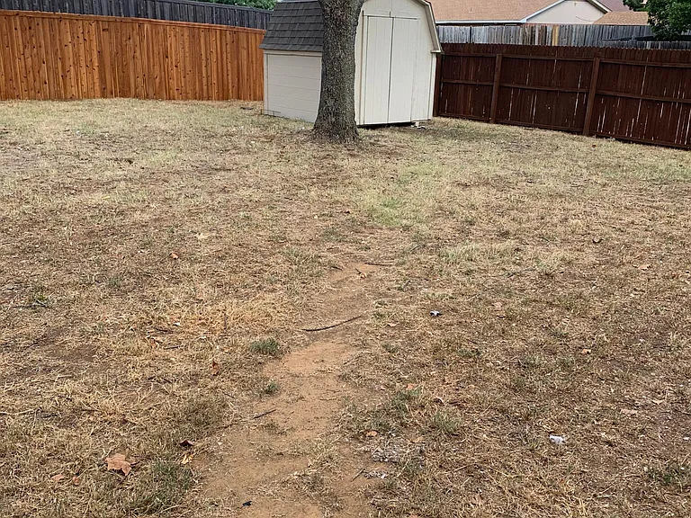 3923 White Oak Ct — Photo 11
