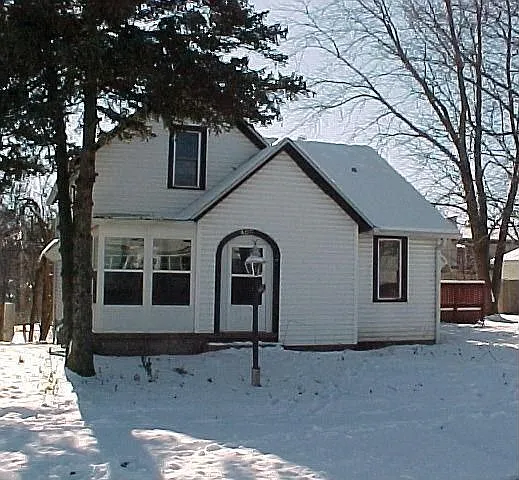 400 2nd Ave #C photo 1