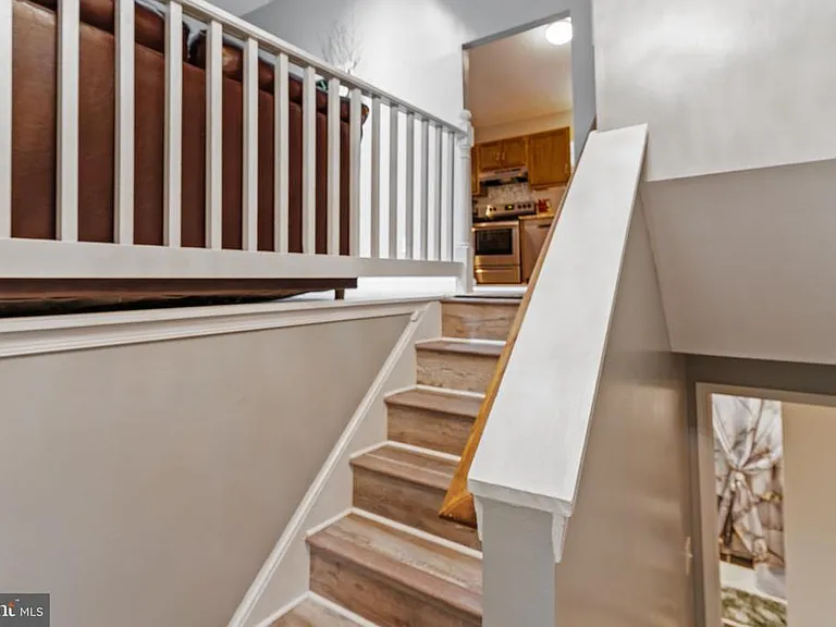 12258 Catalina Dr — Photo 5