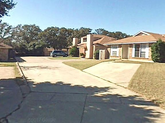 2nd image of 2506 Windy Pine Ln