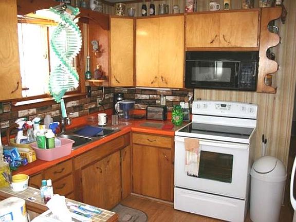 4th image of 1273 E Lake Ave