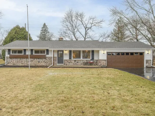 W139S6893 Sherwood CIRCLE, Muskego, WI 53150