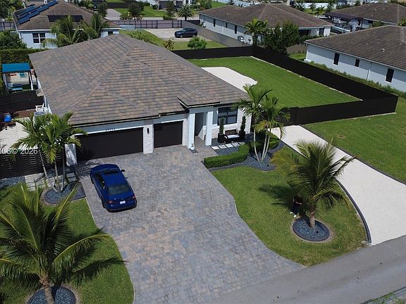 3rd image of 29352 SW 178th Ave