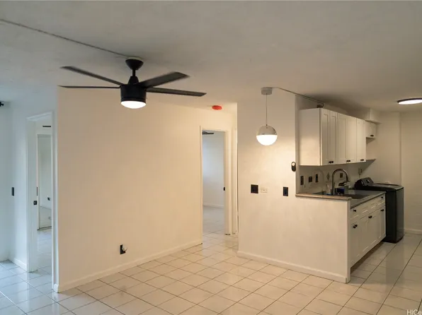 1250 Richard Ln APT 106, Honolulu, HI 96819