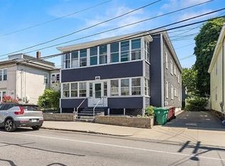 191 W 6th St #3, Lowell, MA 01850