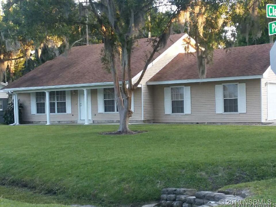 1st image of 572 Palm Dr
