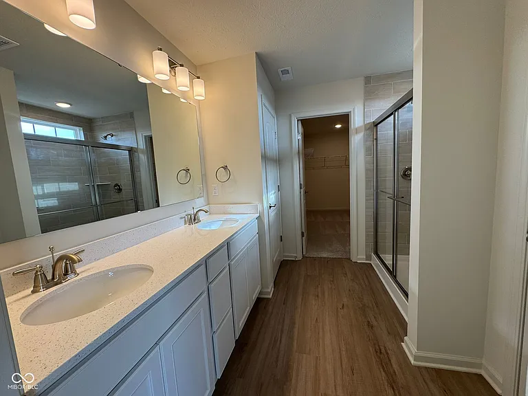 6837 Bridle Oaks Ct — Photo 25
