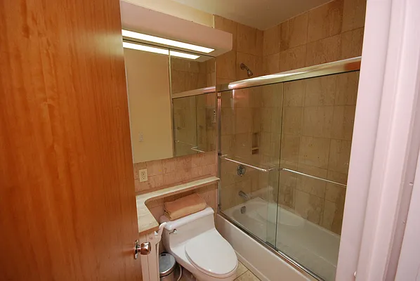 Rented by Yoram Adin, LREB | media 25