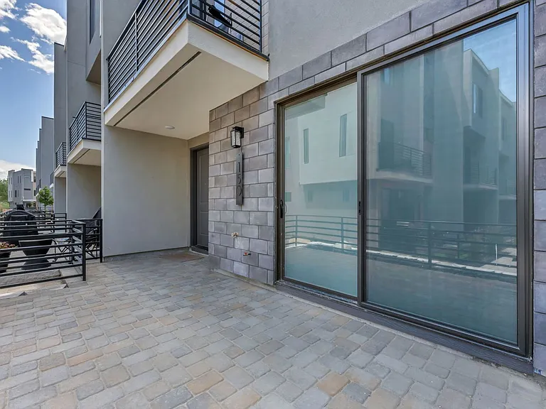 150 Rissone Ln #1 — Photo 45