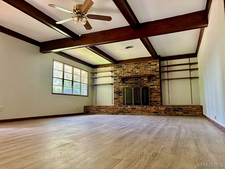 1216 Karen Rd — Photo 4
