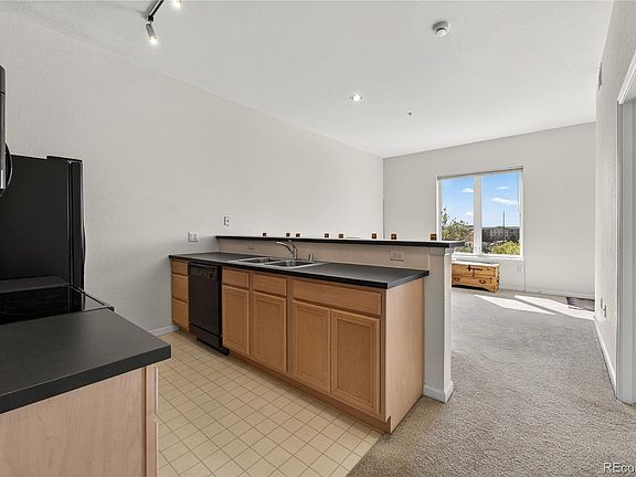 5th image of 15475 Andrews Drive #406