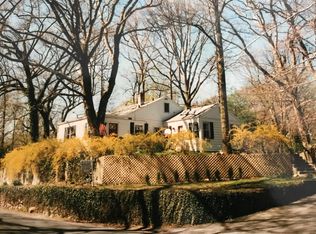 44 Rutz St, Stamford, CT 06906