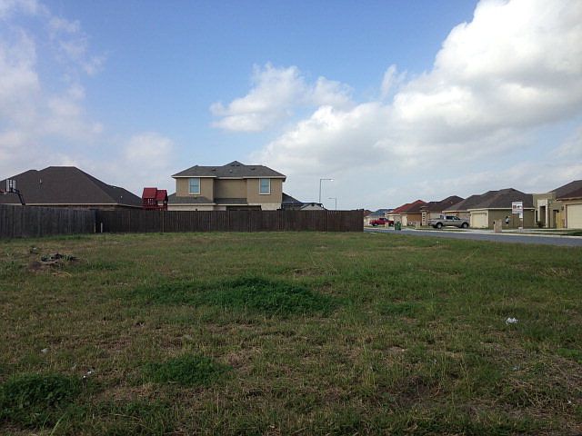 1st image of 00 Persimmon Dr