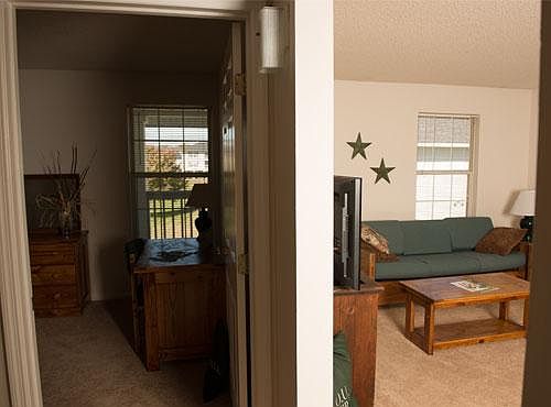 4th image of 15 S Shafer St APT 1504