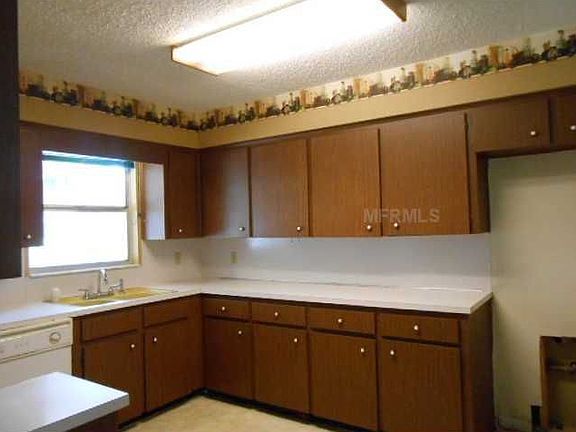 3rd image of 5539 Harbor Dr