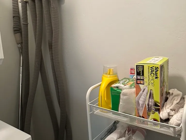 utility/pantry room