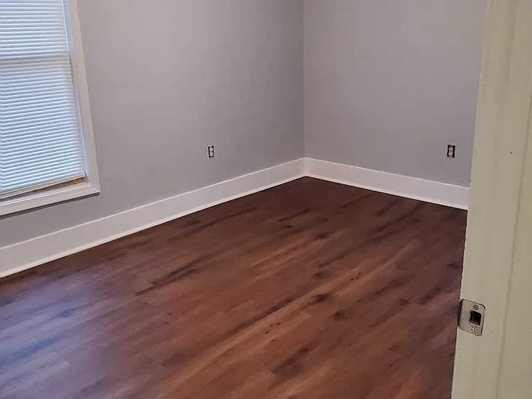 3836 Center St — Photo 2