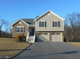 1769 Raven Dr, Chambersburg, PA 17202