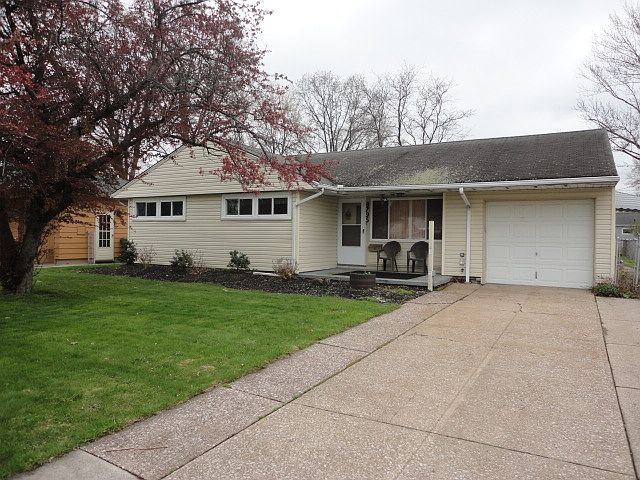 1st image of 8795 Newkirk Dr