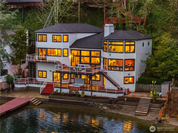 1838 W Lake Sammamish Parkway NE, Bellevue, WA 98008