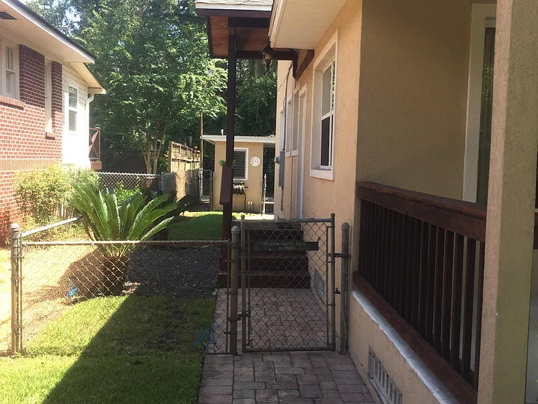 3722 Saint Johns Ave — Photo 6
