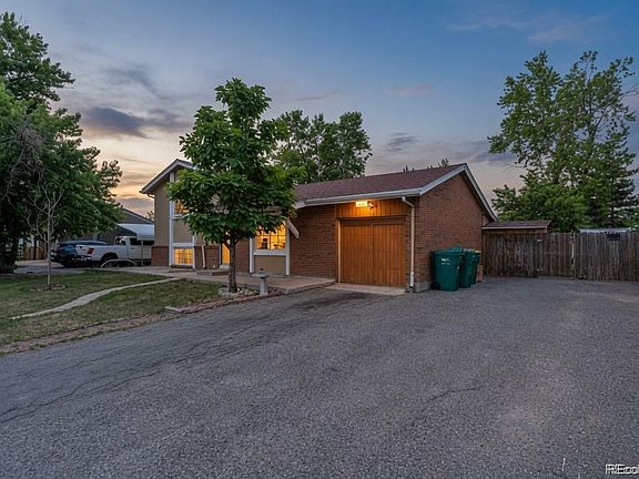 2nd image of 1364 Nueva Vista Drive