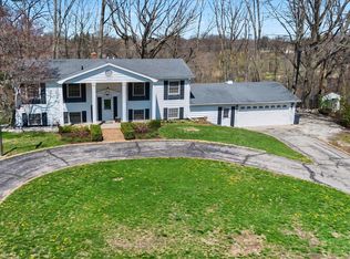 2946 Windsor Dr, Saint Joseph, MI 49085