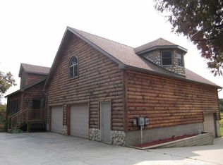 6230 E Deckerville Rd, Deckerville, MI 48427