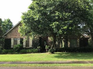 212 Orleans Dr, Fairhope, AL 36532