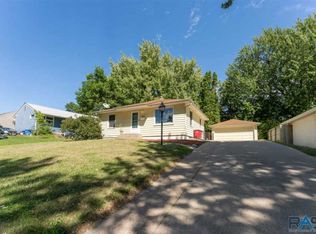 2316 S Western Ave, Sioux Falls, SD 57105