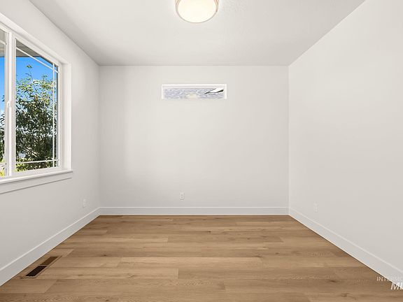5th image of 532 Hidden Mill Ct