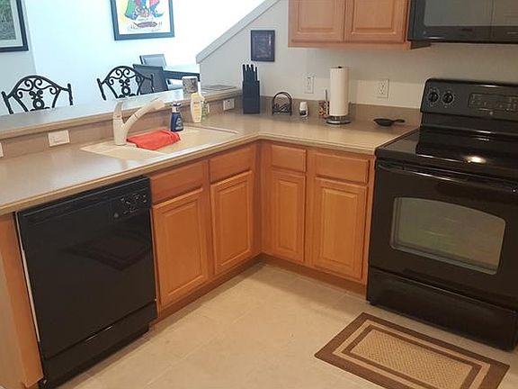 3rd image of 1184 Shallcross Ave #1