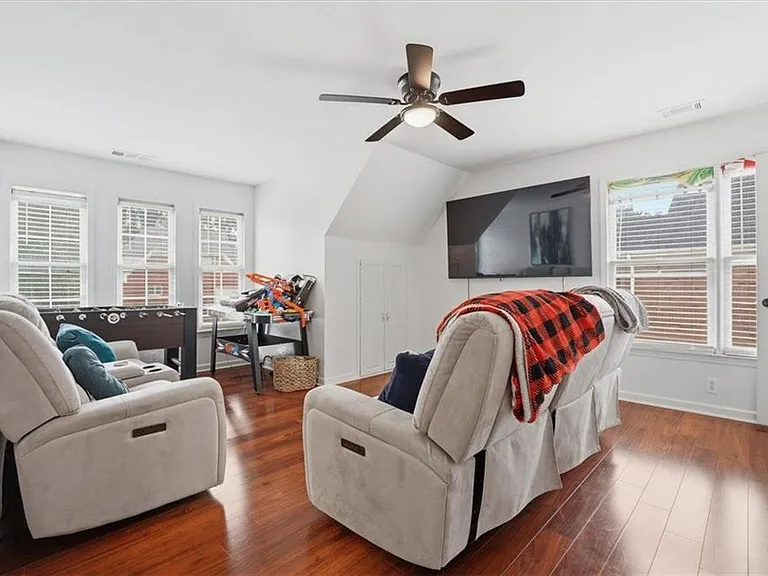 2785 Shoemaker Ln — Photo 35