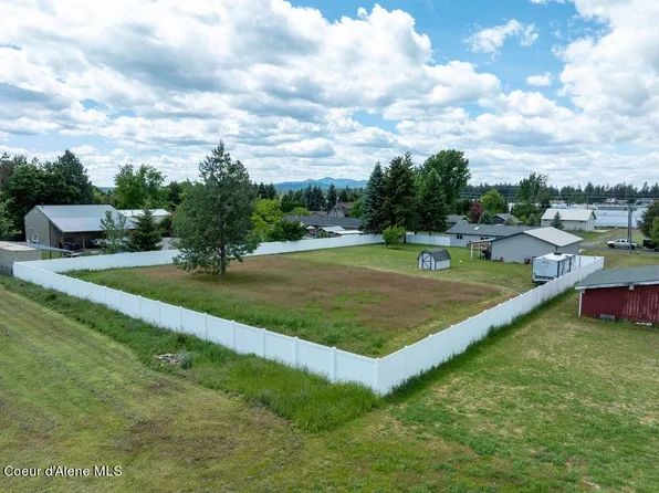 7040 N Rude St, Dalton Gardens, ID 83815