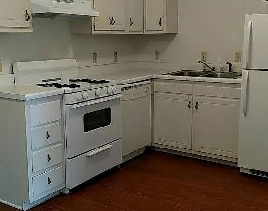 3rd image of 599 E Temperance St APT 32