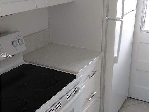 2nd image of 115 Calabria Ave APT 10