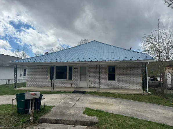 102 English St, Spruce Pine, NC 28777