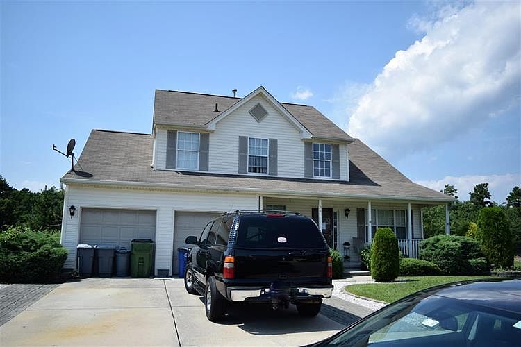 2nd image of 34 Winterberry Rd