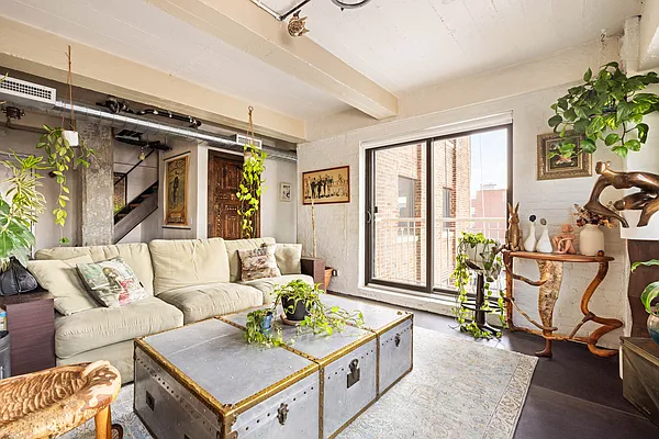 Living room, photo 7