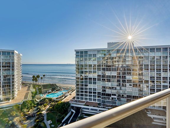 2nd image of 1750 Avenida Del Mundo Unit 201