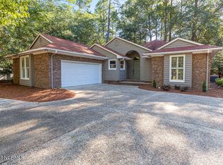 105 Merion Cir, Pinehurst, NC 28374